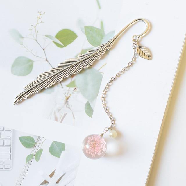 Bookmarks - Metallic Bookmarks - Dried Flower - Peach