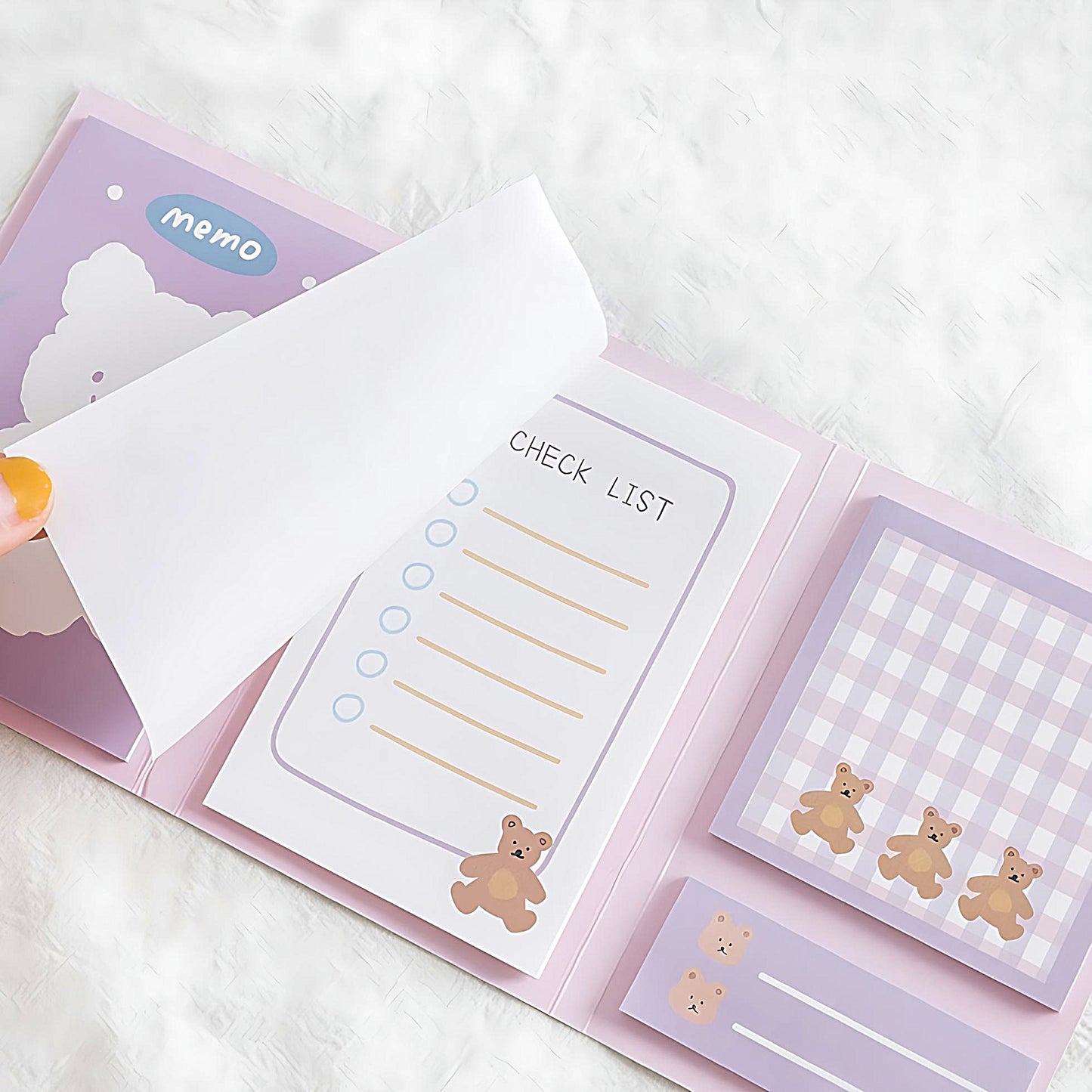 a cute sticky note set in purple color 